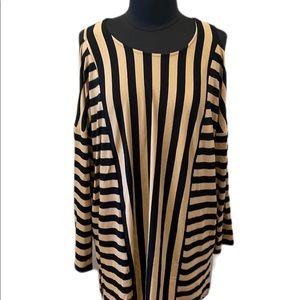 CHICOS SZ 3 Zenergy shoulder cutout tunic